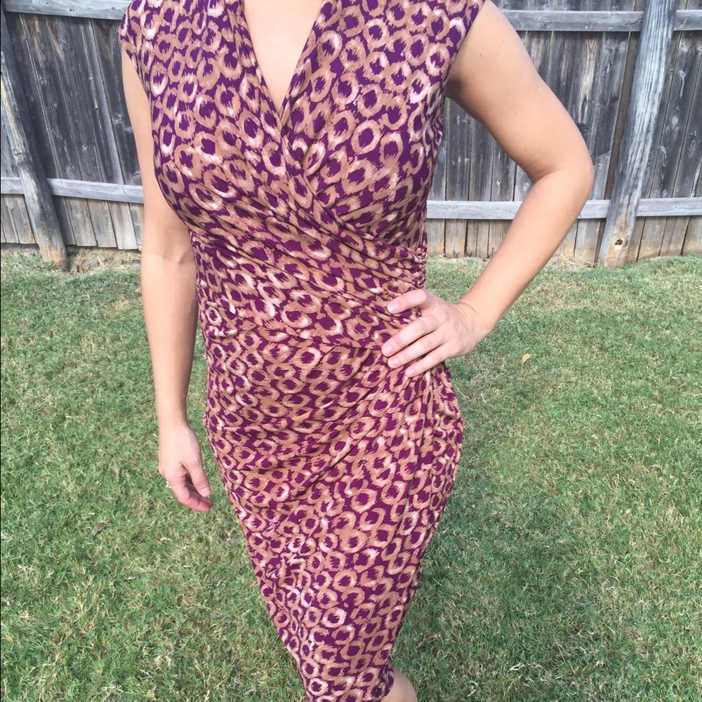 Ralph Lauren dress pulls in & pops up all the right things